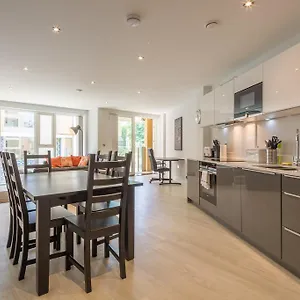 https://kingfisher-apartments-cambridge-city.cambridgehotelsuk.com